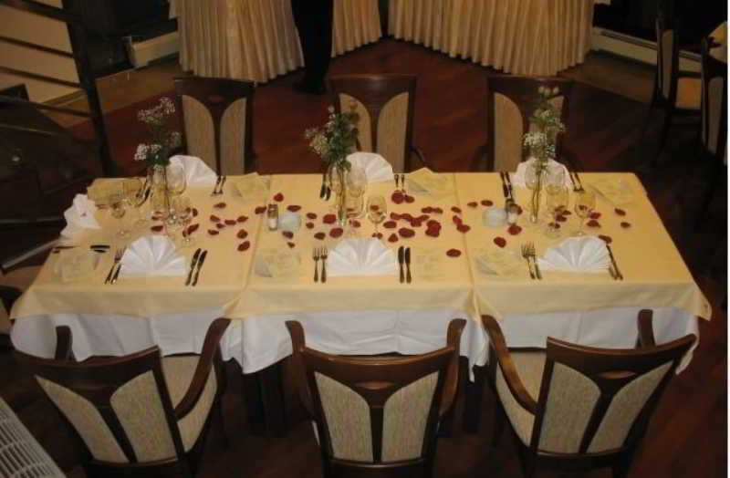 Marshal Hotel Bucharest Luaran gambar