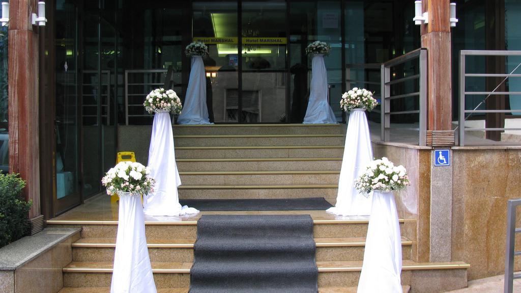 Marshal Hotel Bucharest Luaran gambar